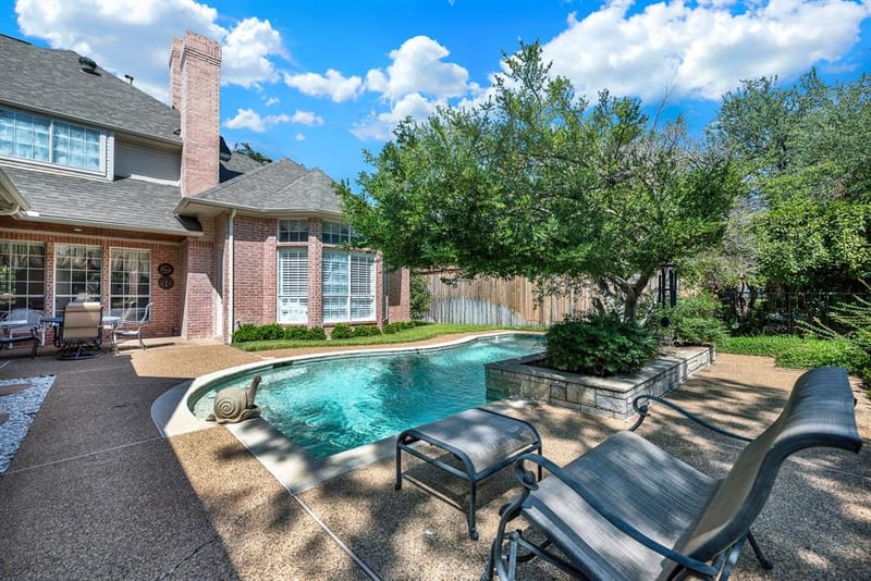5404 GLENSHIRE Drive, Plano TX 75093 - Photo 3