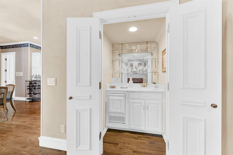 5404 GLENSHIRE Drive, Plano TX 75093 - Photo 14