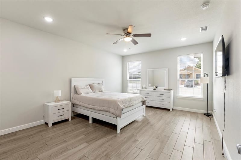 105 Lamar Street, Hillsboro TX 76645 - Photo 10
