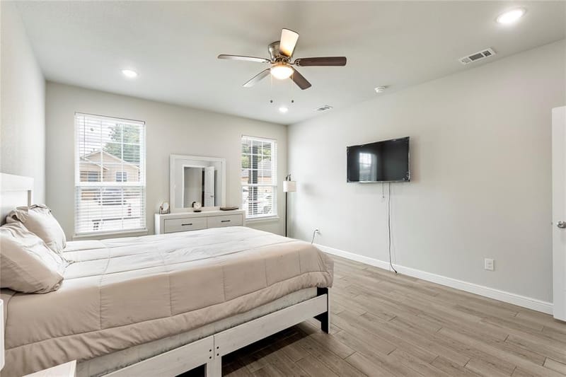 105 Lamar Street, Hillsboro TX 76645 - Photo 11
