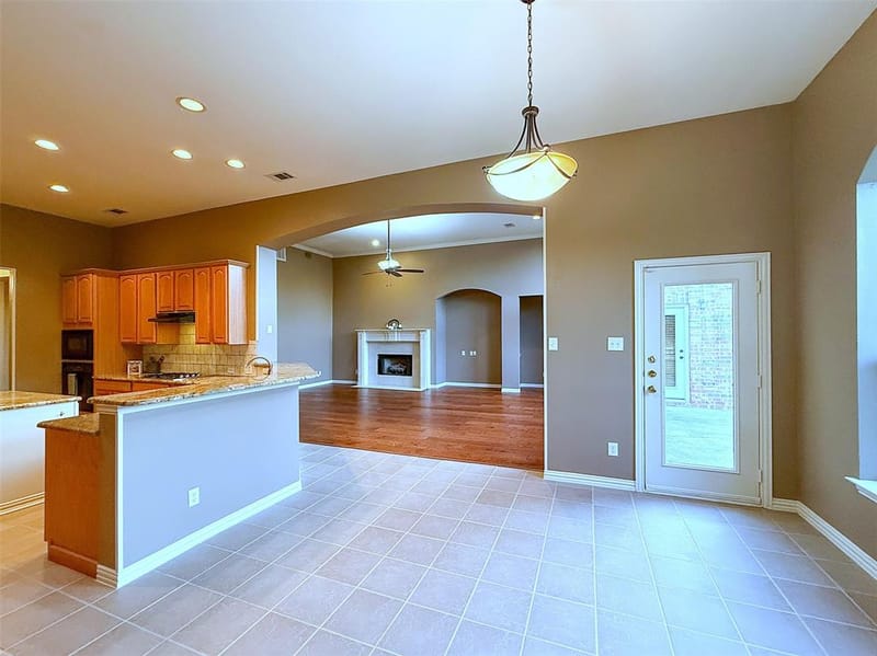 7517 Rodeo Drive, Denton TX 76208 - Photo 14