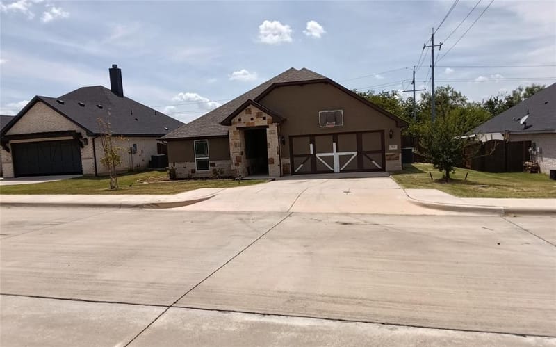 314 Pleasant View Drive, Weatherford TX 76086