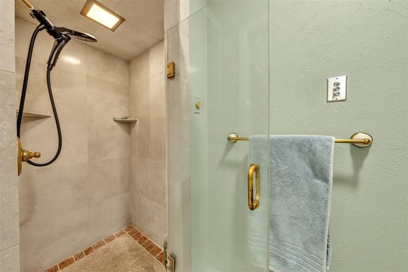 6808 Winchester Court, Fort Worth TX 76133 - Photo 25