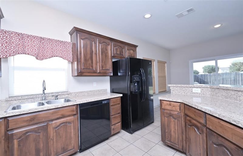 5300 Britton Ridge Lane, Fort Worth TX 76179 - Photo 4