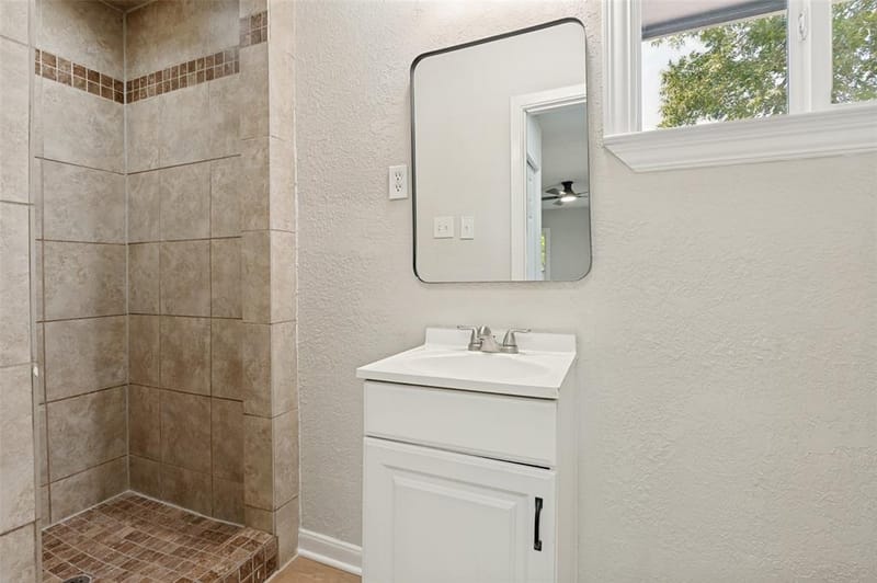 10641 Channel Drive, Dallas TX 75229 - Photo 10