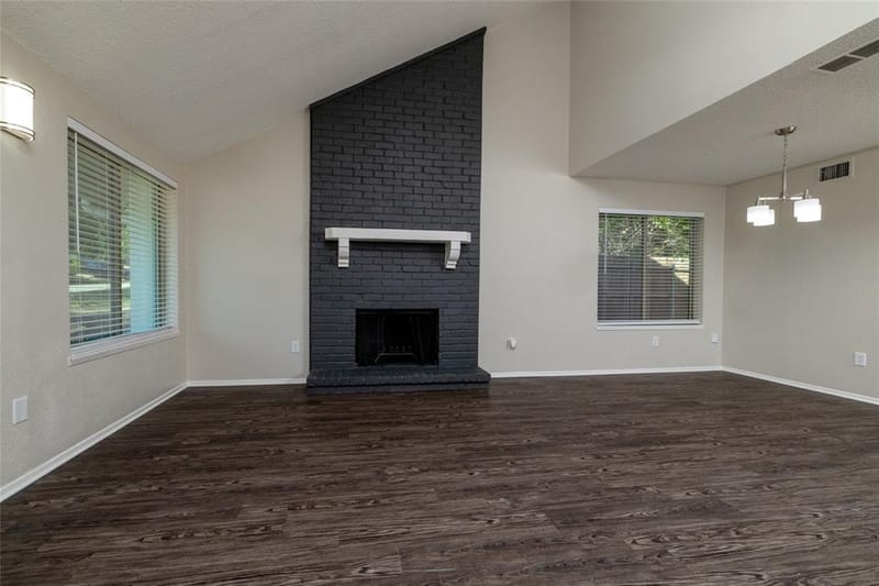 3615 Ravenhill Lane, Arlington TX 76016 - Photo 6