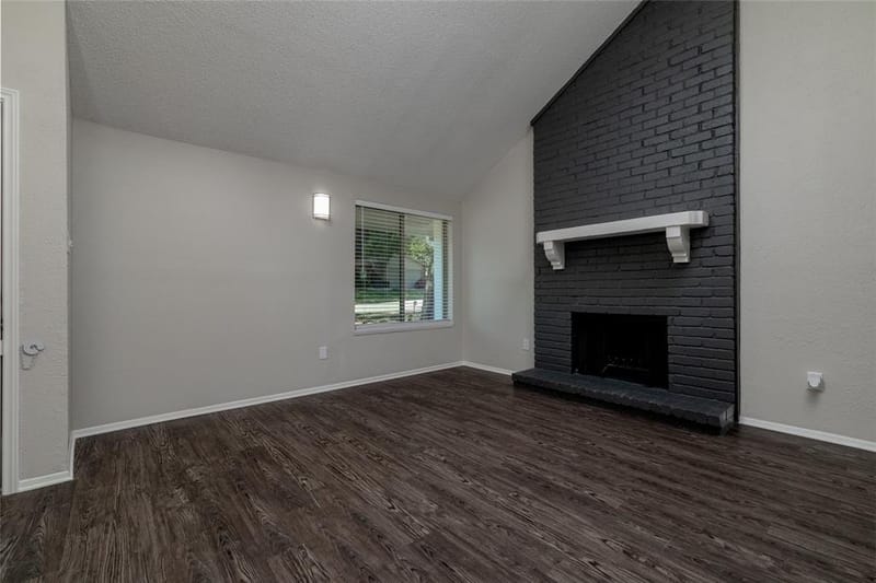 3615 Ravenhill Lane, Arlington TX 76016 - Photo 12