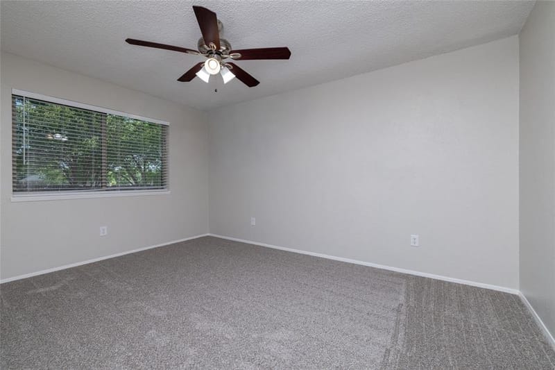 3615 Ravenhill Lane, Arlington TX 76016 - Photo 26