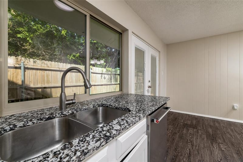 3615 Ravenhill Lane, Arlington TX 76016 - Photo 22
