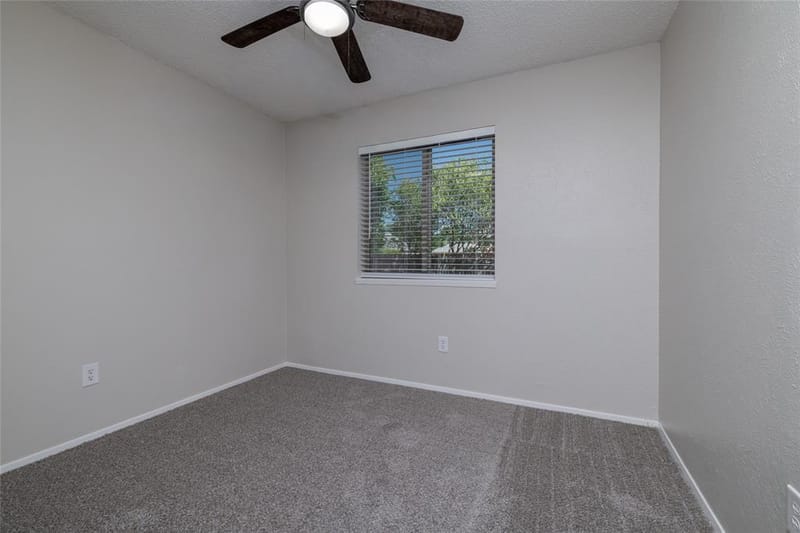 3615 Ravenhill Lane, Arlington TX 76016 - Photo 32