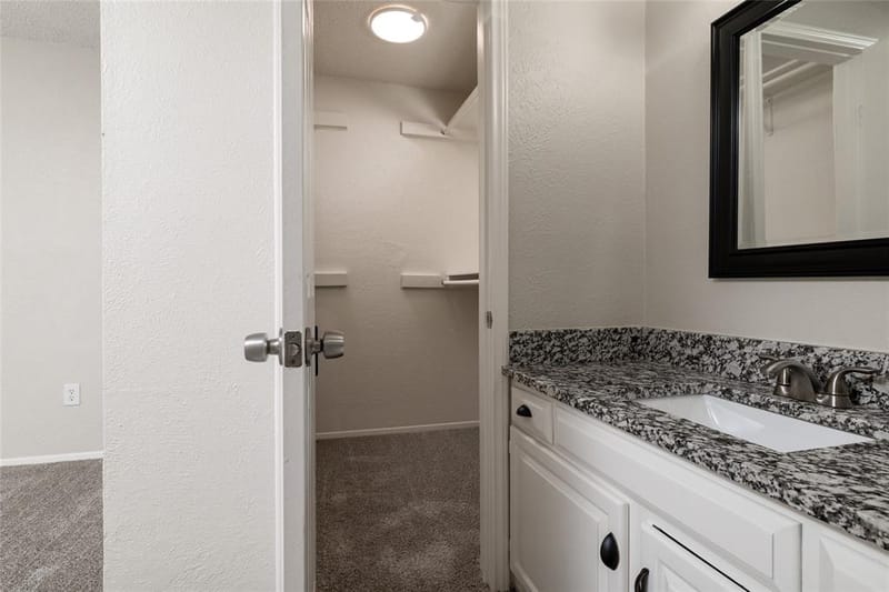 3615 Ravenhill Lane, Arlington TX 76016 - Photo 30