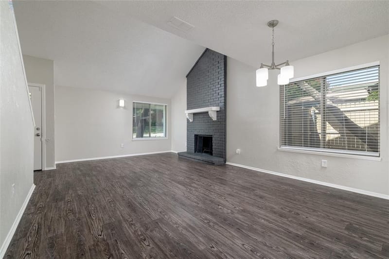 3615 Ravenhill Lane, Arlington TX 76016 - Photo 14