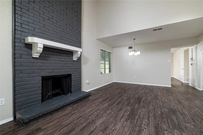 3615 Ravenhill Lane, Arlington TX 76016 - Photo 8