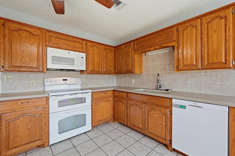 521 Mccraw Lane, Denison TX 75021 - Photo 6