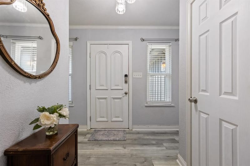 4825 Barnett Street, Fort Worth TX 76103 - Photo 6