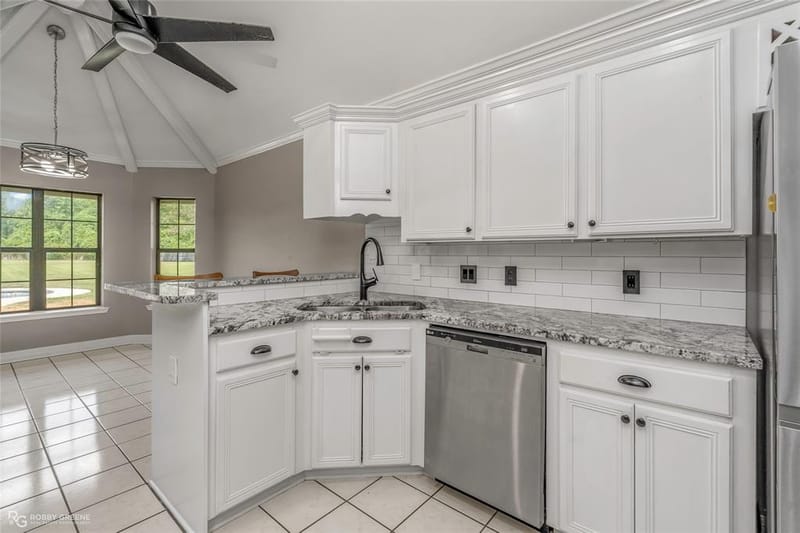 354 Hunters Hollow, Bossier City LA 71111 - Photo 5