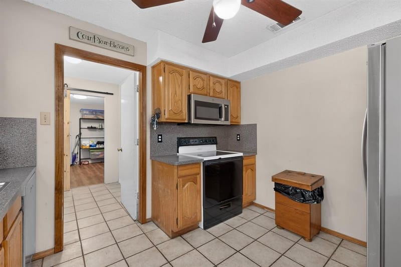 105 Prairie Creek Road, Red Oak TX 75154 - Photo 12