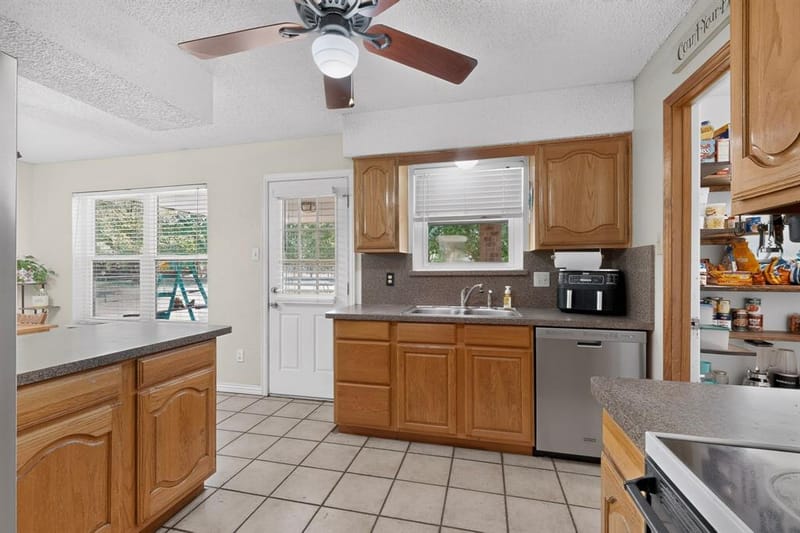 105 Prairie Creek Road, Red Oak TX 75154 - Photo 11