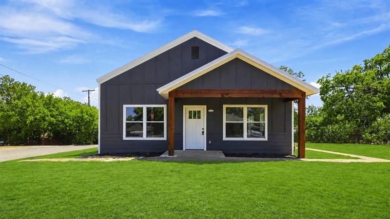 214 D Street, Whitesboro TX 76273 - Photo 5