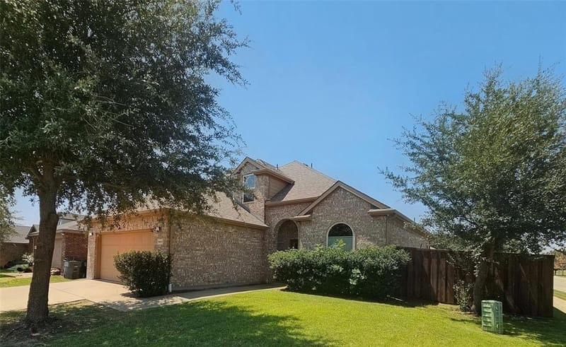 1017 Meadow Green Court, Princeton TX 75407