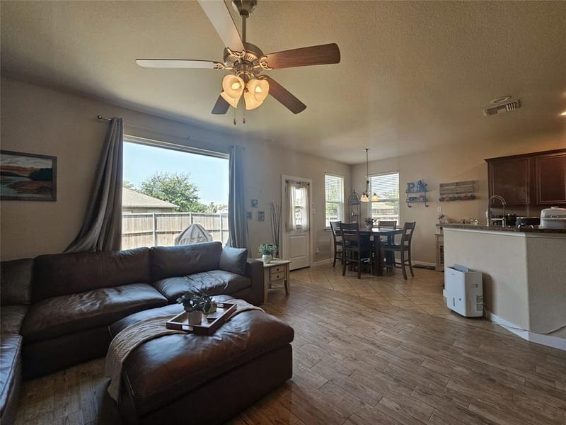 1017 Meadow Green Court, Princeton TX 75407 - Photo 18