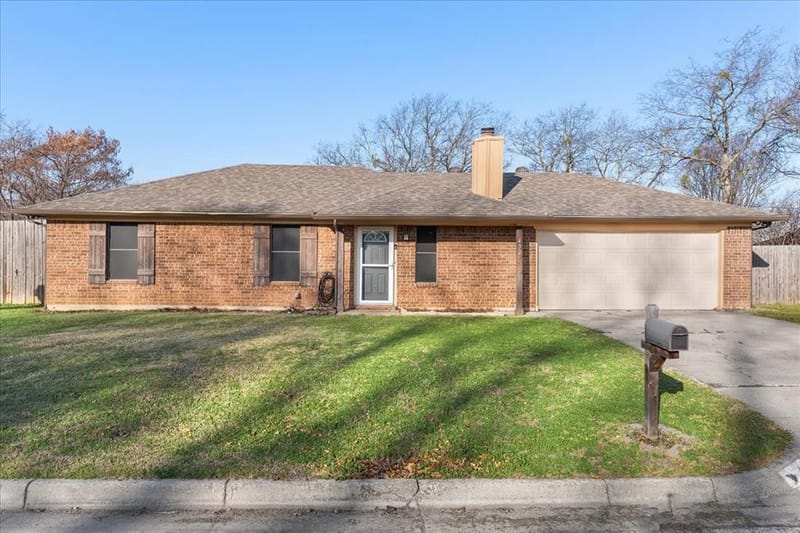 432 Post Oak Lane, Burleson TX 76028 - Photo 2