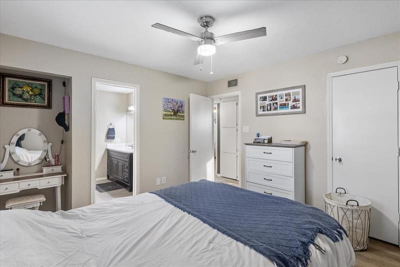 432 Post Oak Lane, Burleson TX 76028 - Photo 13