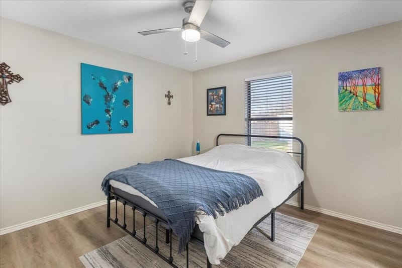 432 Post Oak Lane, Burleson TX 76028 - Photo 11