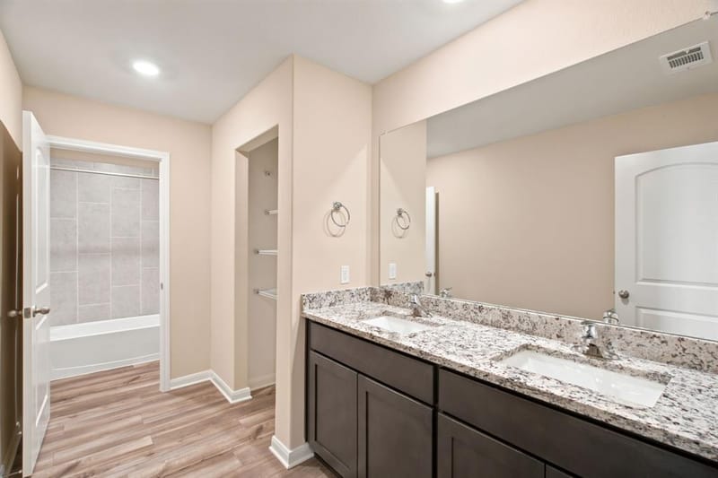 364 Ridgeland Oaks Drive, Fort Worth TX 76120 - Photo 28