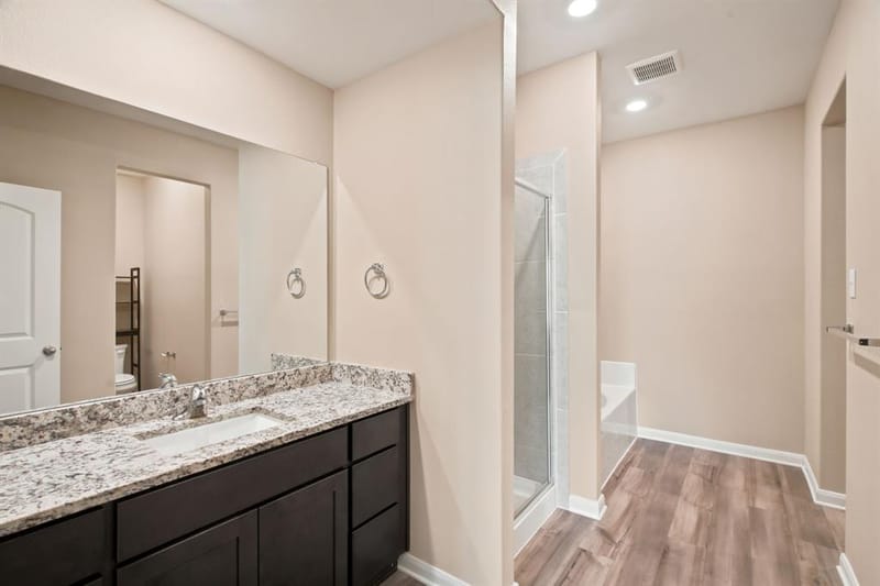364 Ridgeland Oaks Drive, Fort Worth TX 76120 - Photo 20