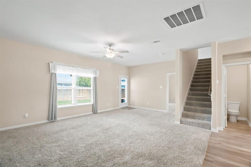 364 Ridgeland Oaks Drive, Fort Worth TX 76120 - Photo 11