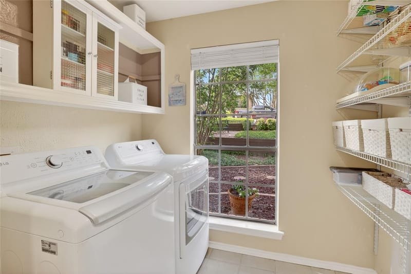 8261 Club Meadows Drive, Dallas TX 75243 - Photo 11