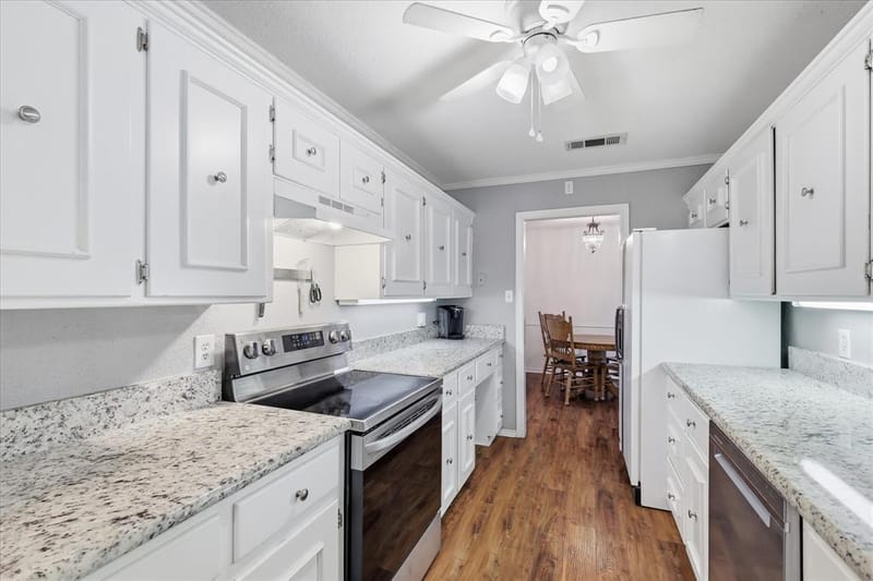 112 Diane Drive, Sanger TX 76266 - Photo 18