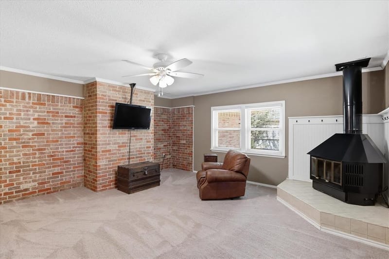 112 Diane Drive, Sanger TX 76266 - Photo 11