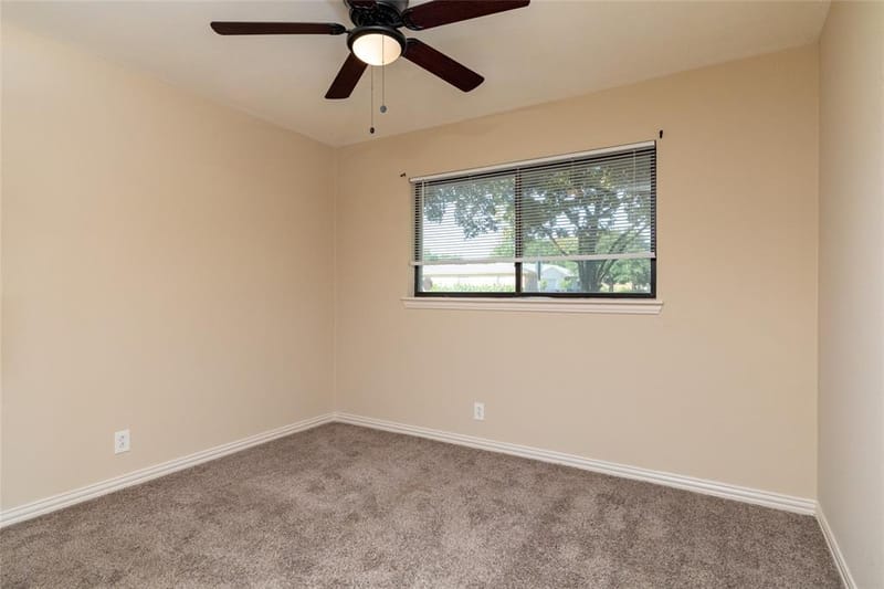 2906 Harvard Street N, Irving TX 75062 - Photo 23