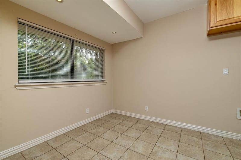 2906 Harvard Street N, Irving TX 75062 - Photo 11