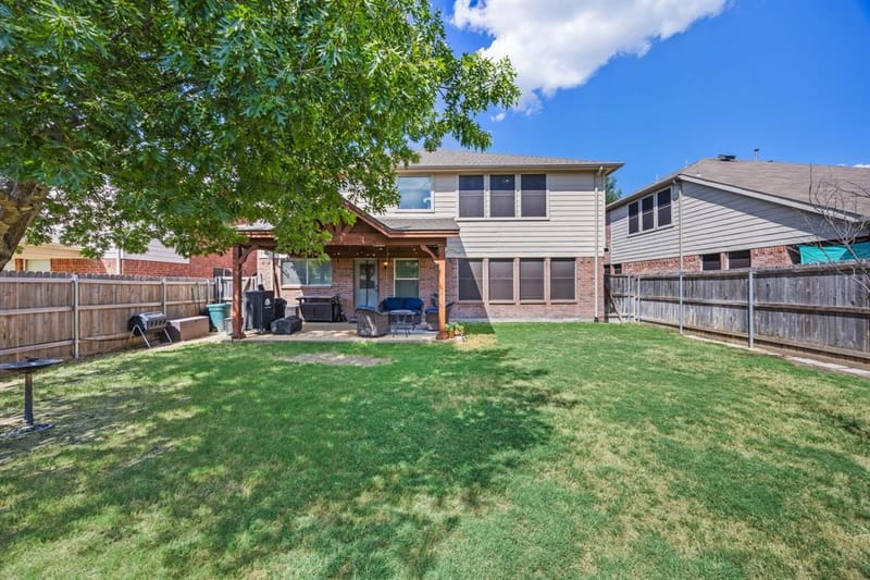 315 Highland Creek Drive, Wylie TX 75098 - Photo 3