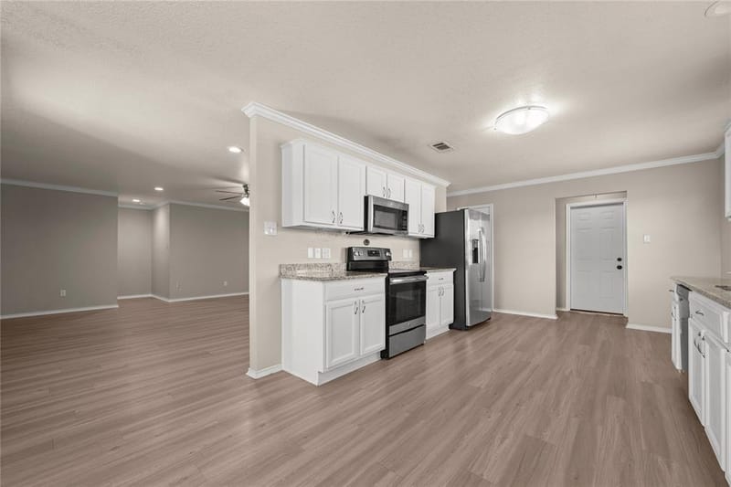 10805 Snow Pea Drive, Waco TX 76708 - Photo 9