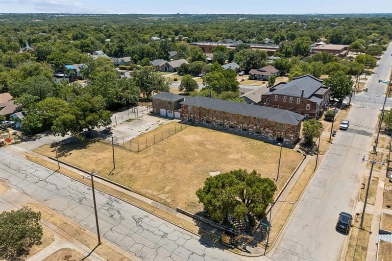 1200 E Maddox Avenue, Fort Worth TX 76104 - Photo 37