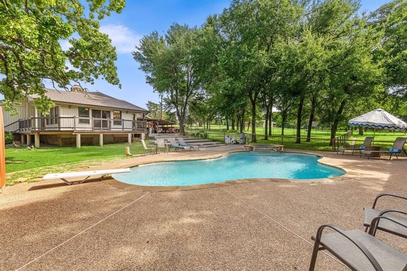 2403 County Road 2224, Decatur TX 76234 - Photo 9