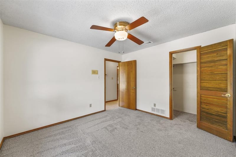2323 Brookside Drive, Arlington TX 76012 - Photo 26
