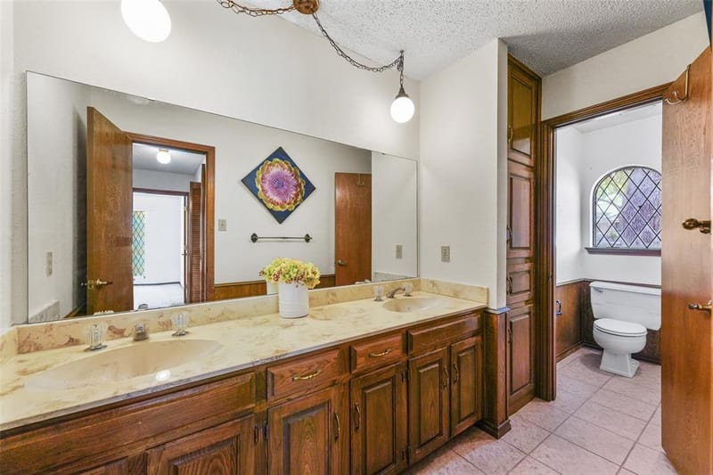2323 Brookside Drive, Arlington TX 76012 - Photo 29