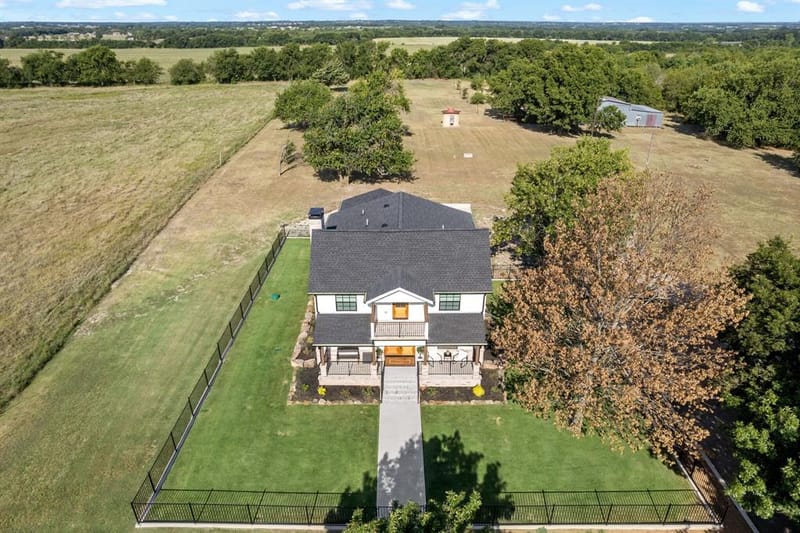 209 Mary Fitch Road, Sherman TX 75090 - Photo 8