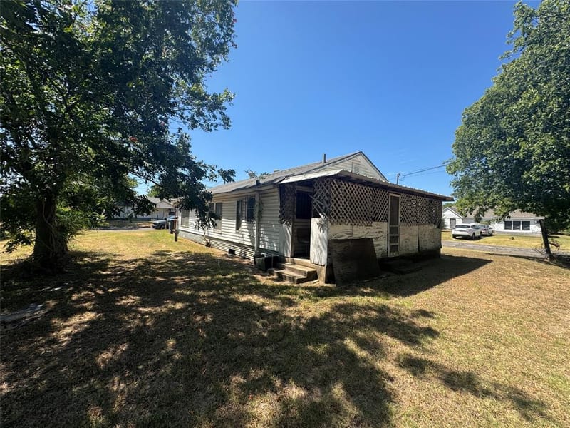 1500 E Calhoun Avenue, Waco TX 76704 - Photo 13