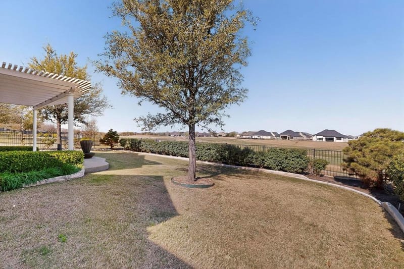 8708 Crestview Drive, Denton TX 76207 - Photo 37