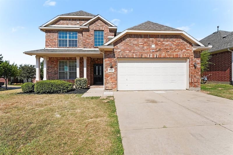 9721 McFarring Drive, Fort Worth TX 76244