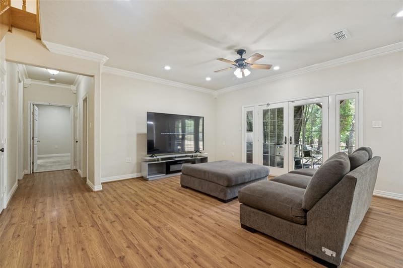 2865 J E Woody Road, Springtown TX 76082 - Photo 6