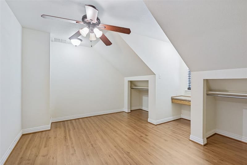 2865 J E Woody Road, Springtown TX 76082 - Photo 15