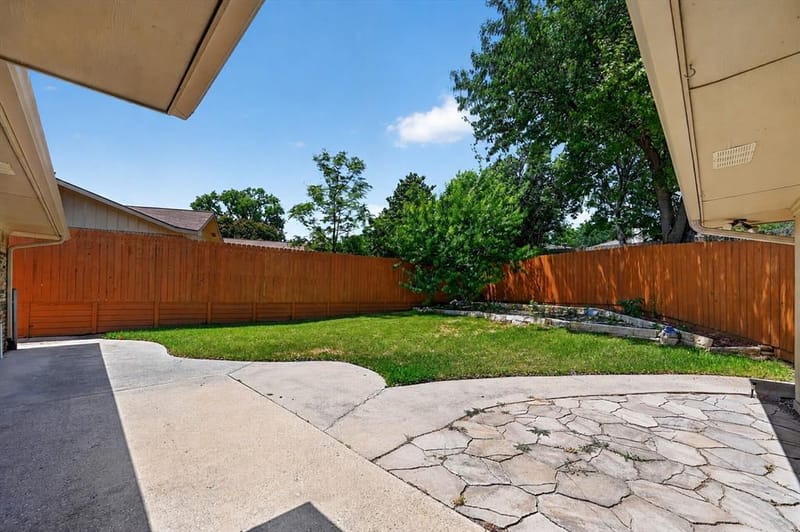1905 Country Club Drive, Plano TX 75074 - Photo 31