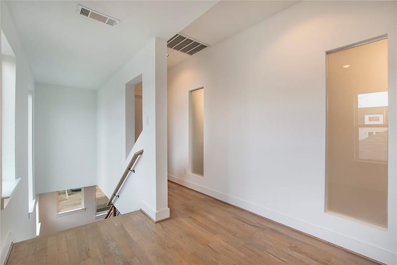 4634 Virginia Avenue, Dallas TX 75204 - Photo 12